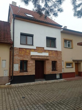 Vinný sklípek u Dědy